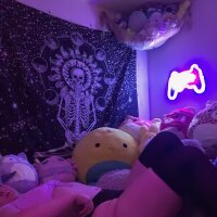 That_Siren_Girl's Offline Chat Room