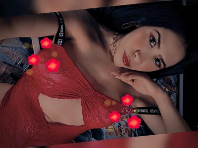 Esmeralda_h private show