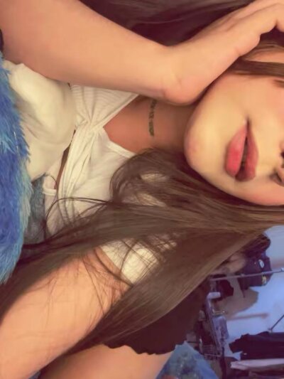 yumii_sweet Live Cam on StripChat