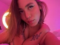 isabela__'s webcam live show