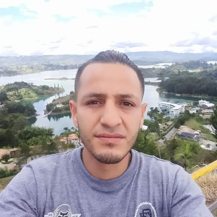 Roche8612's Offline XXX Chat