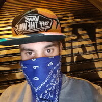 batmanygatubela's Offline Chat Room