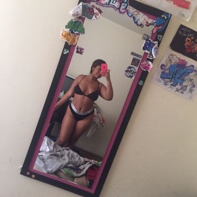 emmaclack69 from stripchat