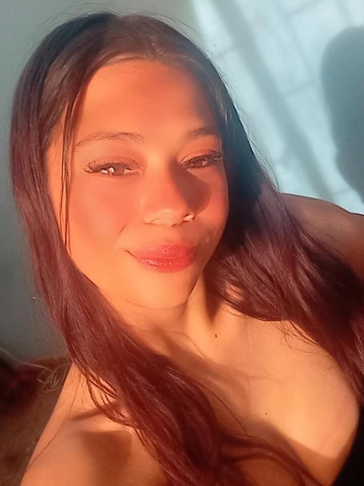 daniela_b_ from stripchat