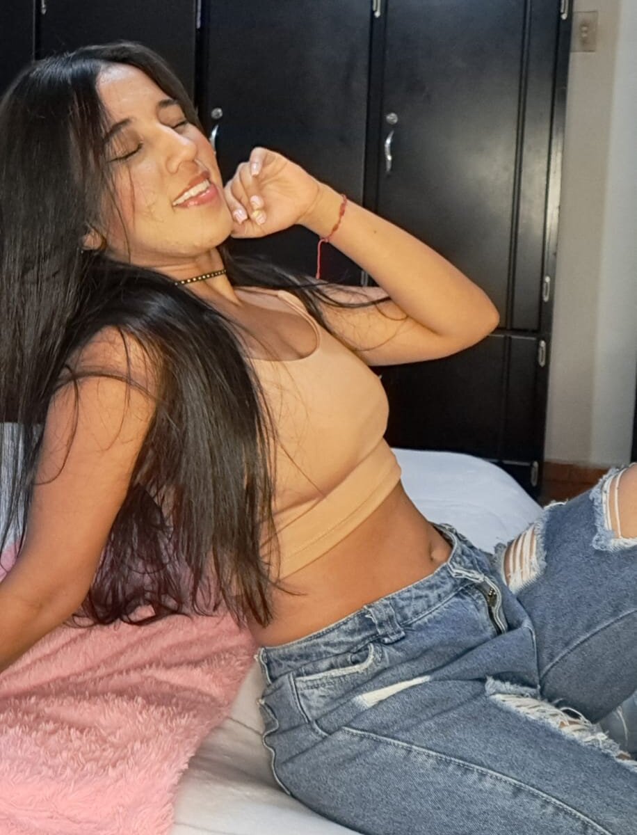 Piinksoul149 Adlı Modelin Çevrimdışı XXX Sohbeti