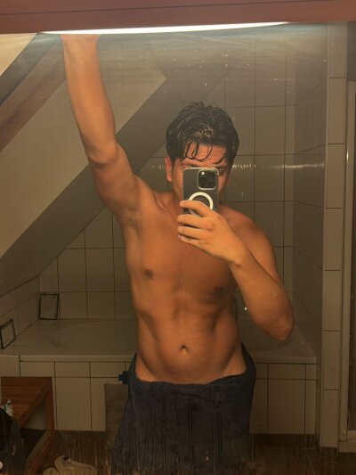picstian from stripchat