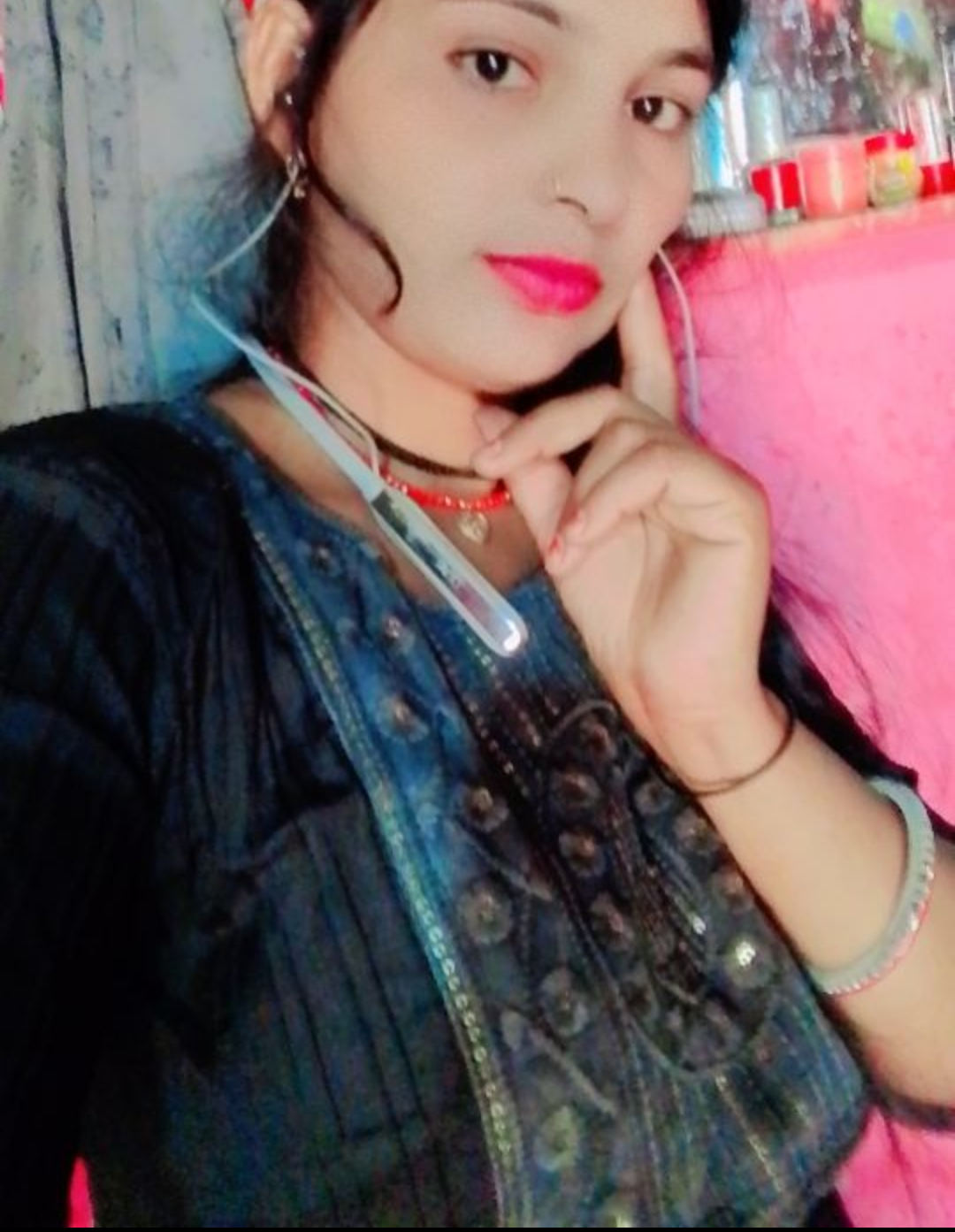 Sexy_punamji