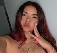 BIANCA_SOUSA's Offline Chat Room
