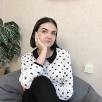 EvelinePage's Offline Chat Room