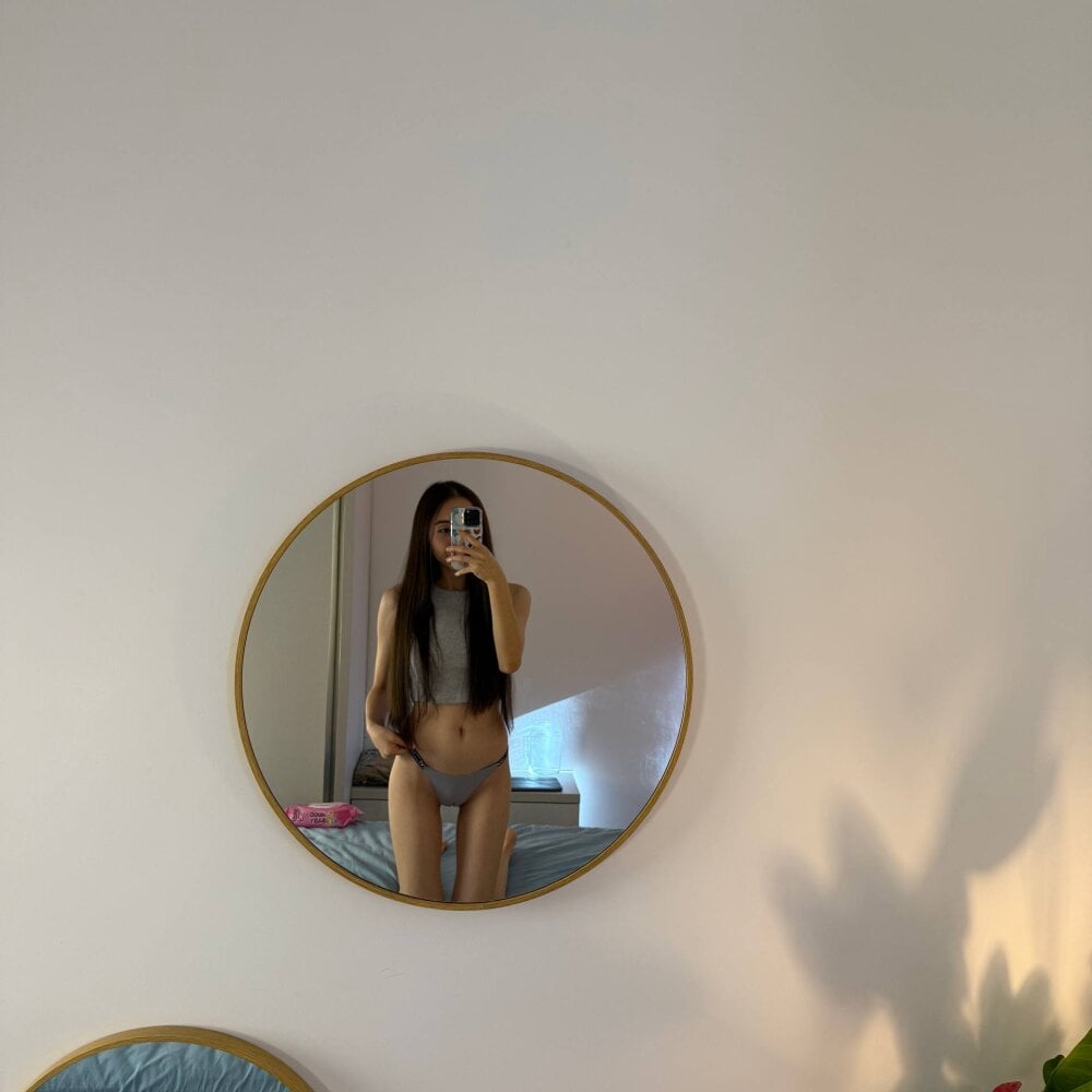 sleekcams.com ariadadi livesex profile in country-of-beautiful-girls cams