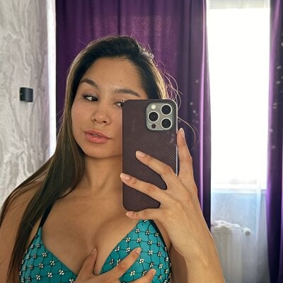 MIA_SHADE on StripChat