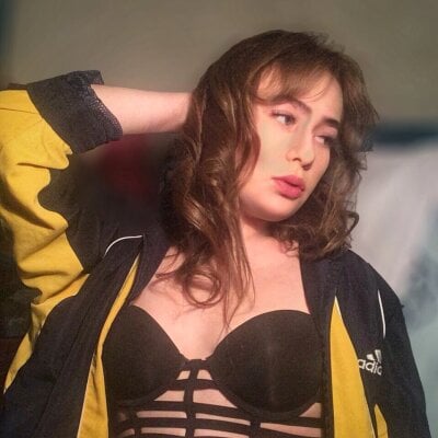Street-Betty Female Analwhite Free Cam Adult
