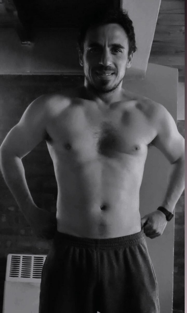 rodrisezzzxxxx's Offline XXX Chat