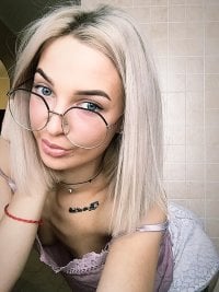 Franciee offline chatrum