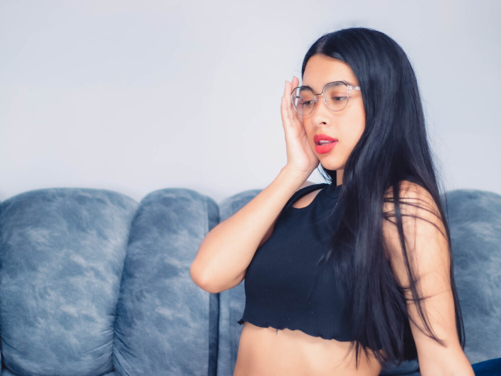 Luna_Brookss 🌠 naked cam chat