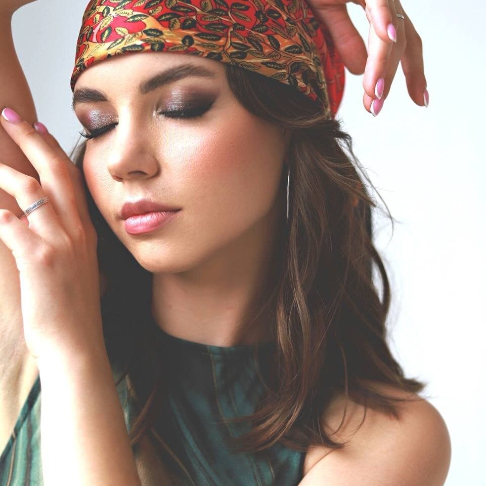 watchgirlcam.com alicequeengirl livesex profile in in-a-corner-of-your-fantasies cams