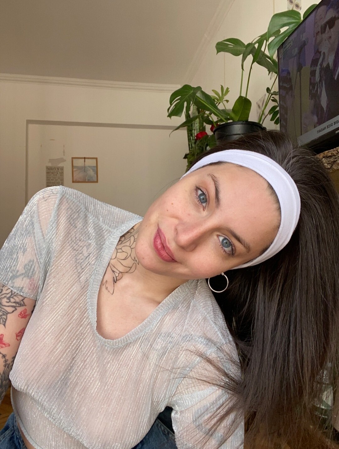 Prettygirlblueeyes
