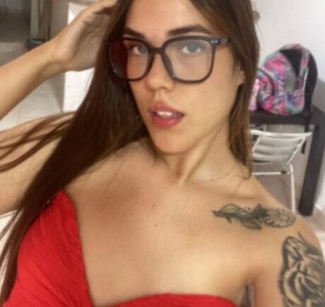 myliveeroticcams.com valkiiria_ livesex profile in island-of-beautiful-girls cams