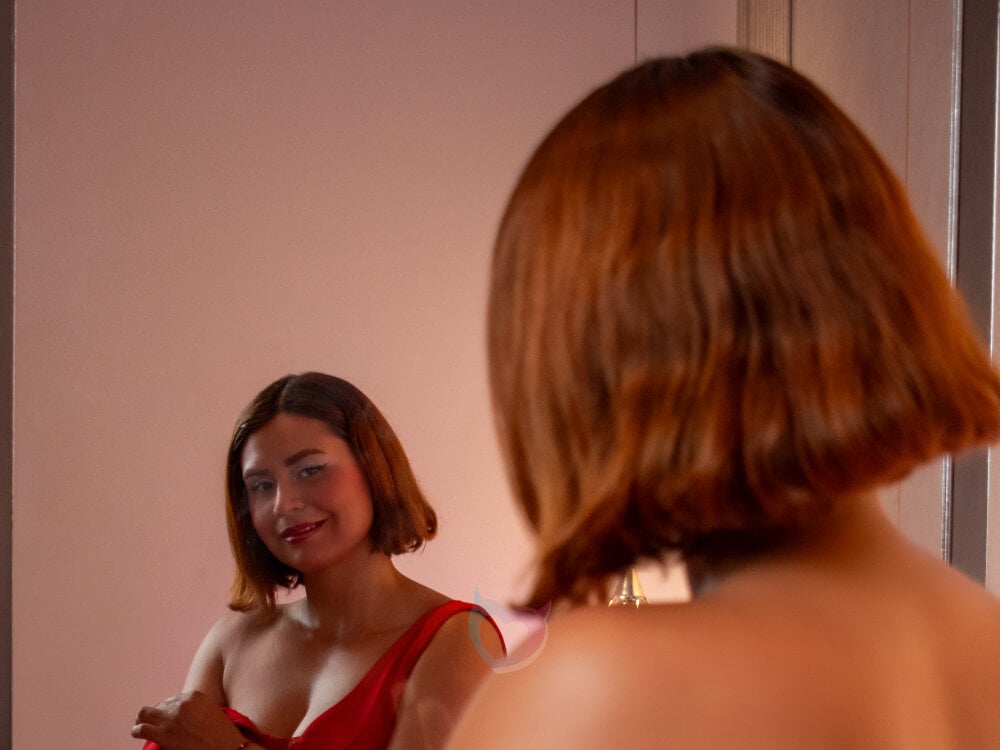 Milf_Luna Offline XXX-chat