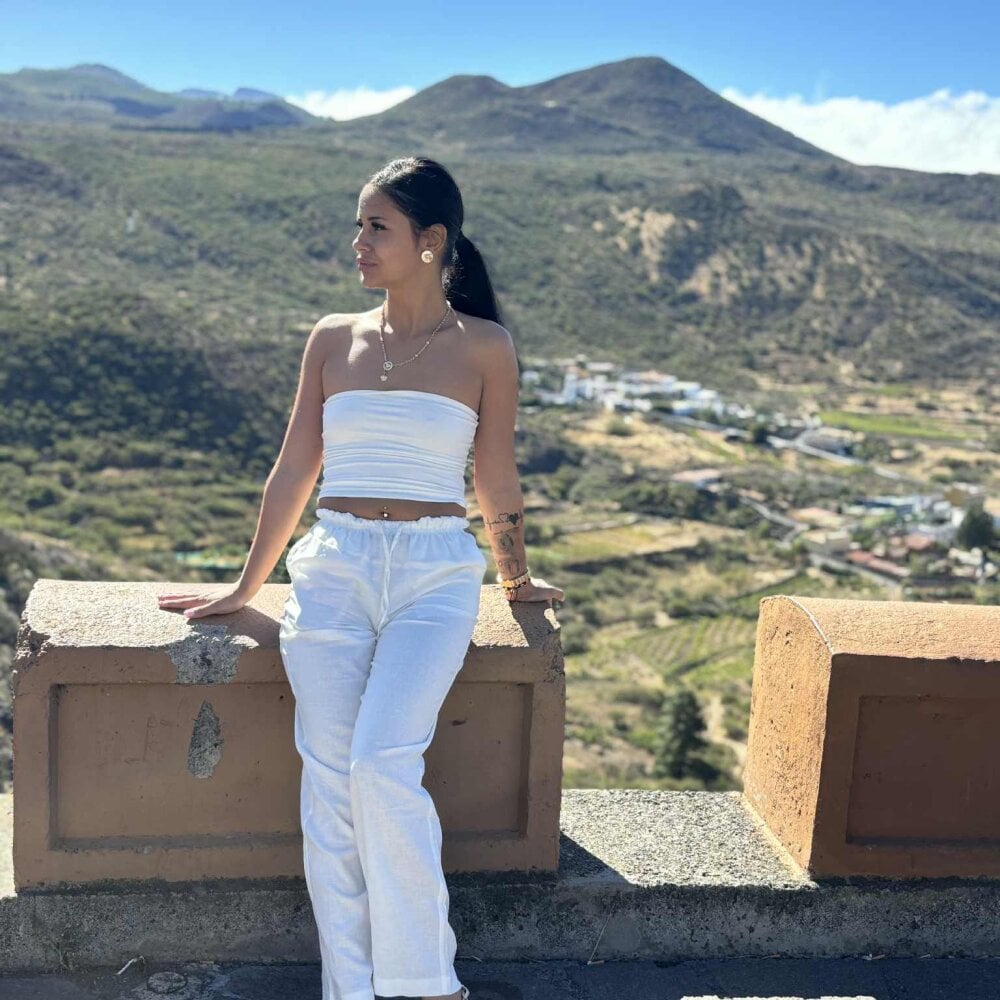 AmbeerGlow's Live XXX Chat