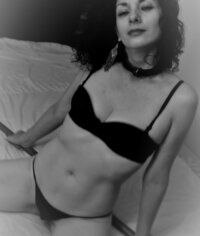 LUISAMILF78's Offline XXX Chat