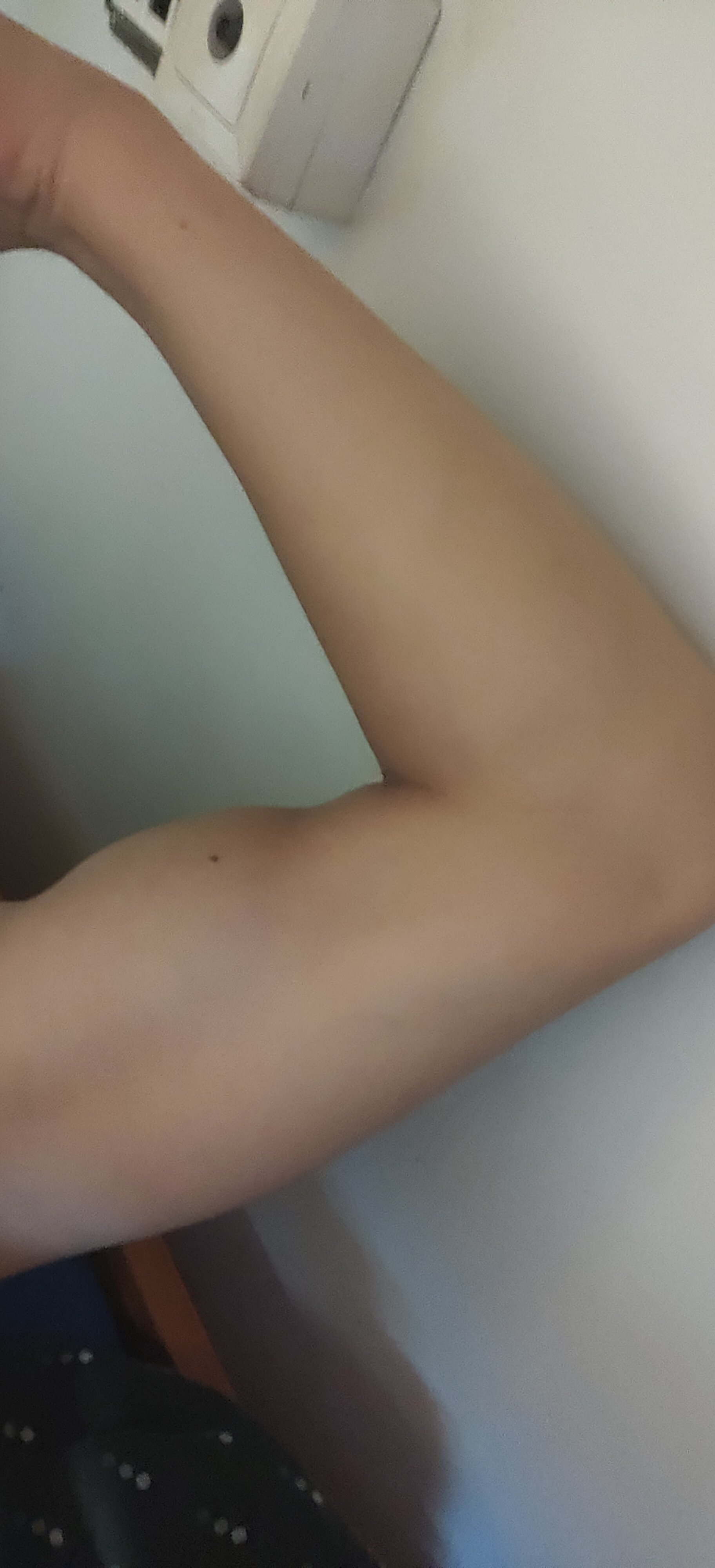 frognippleboy