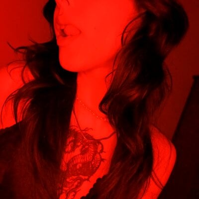 White_PrincessKala Live Cam on StripChat