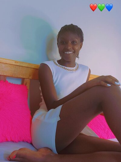 Lineey_ 👵 live sex cam