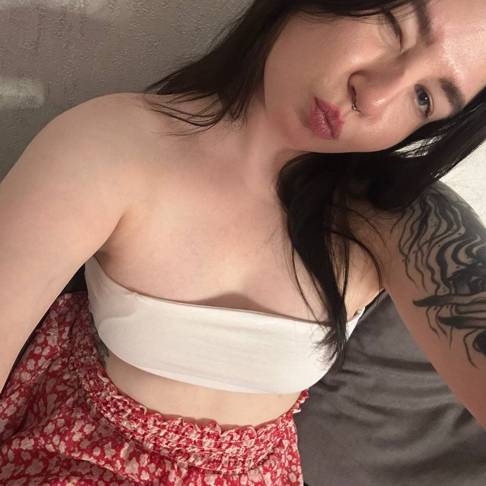 Julie__Brown profile