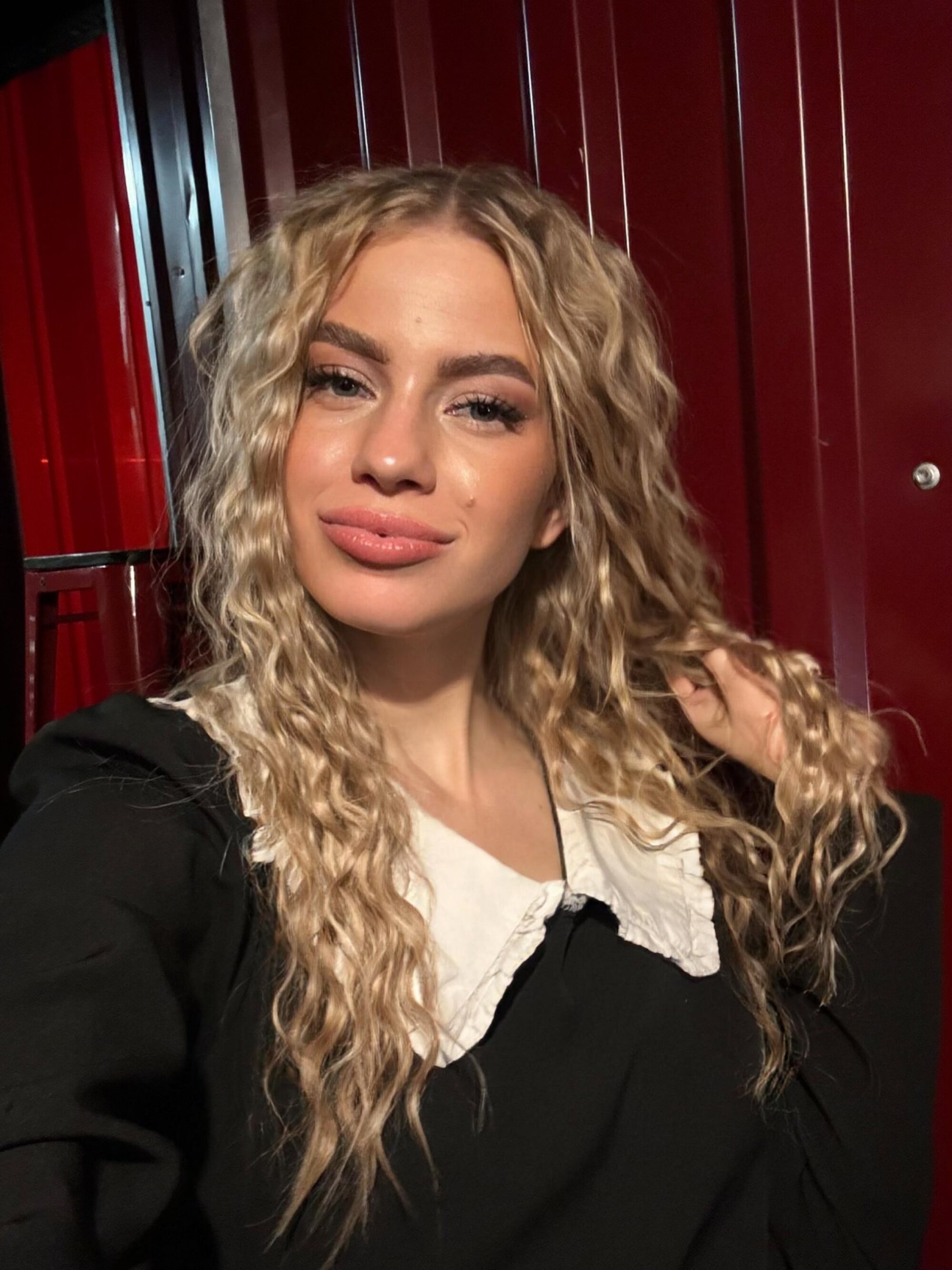 Sweety_Blonde