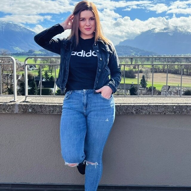 Perfil Modelo Webcam Issabell-aa | Stripchat