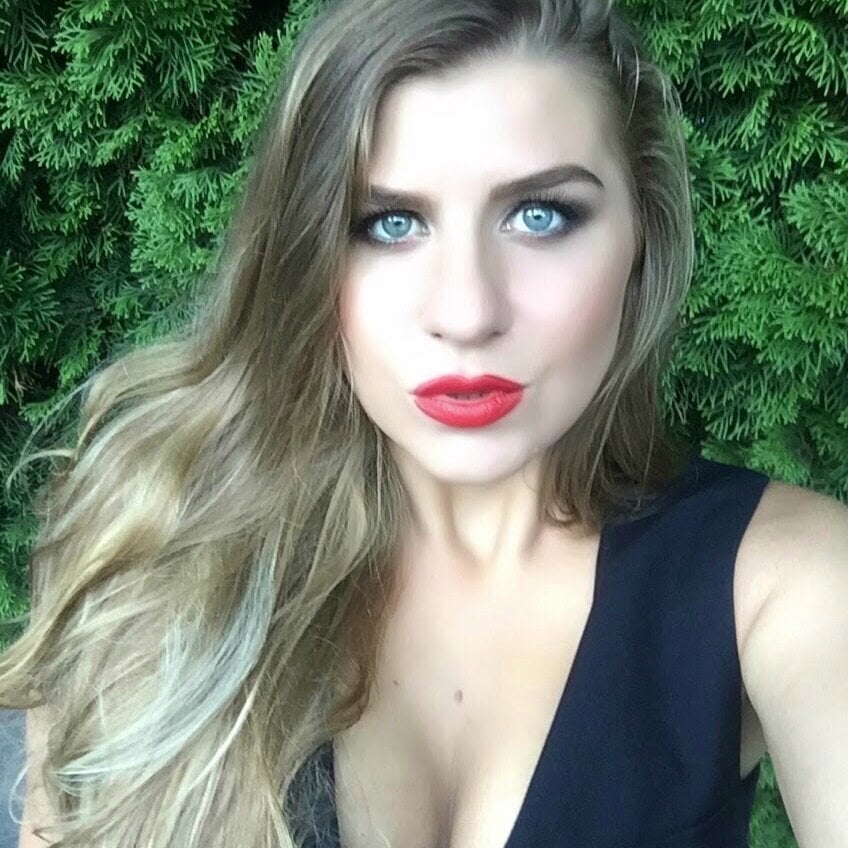 ladyjanee from stripchat