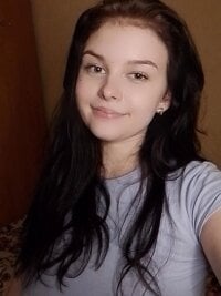 Hot_777_Official's Offline Chat Room