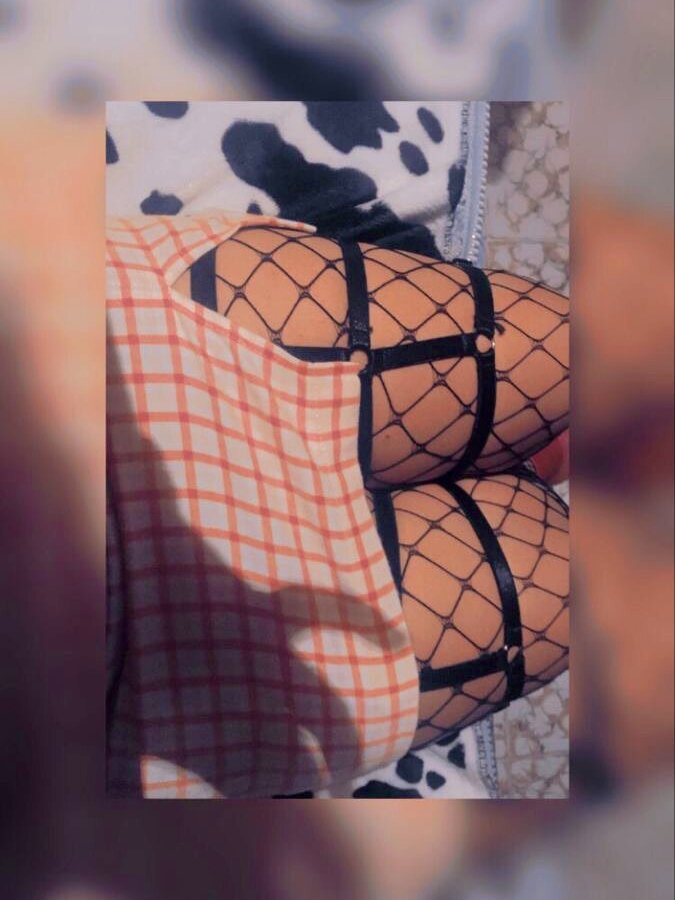 Zanzii_ 🤾 live cam