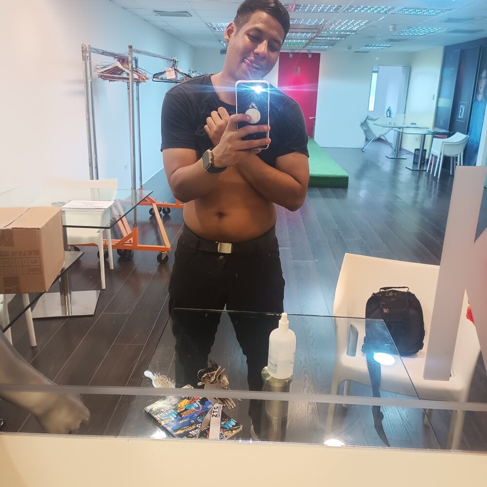 sexblackezx from stripchat