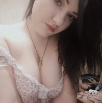 Hot_Alexx's Offline Chat Room