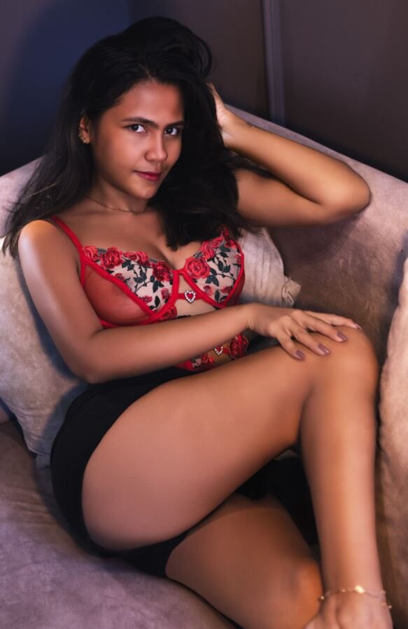 LindsayMoonn