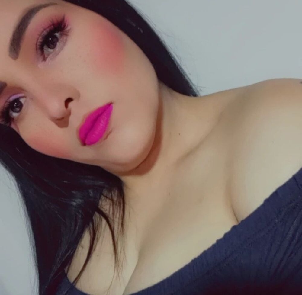 watchgirlcam.com shantall livesex profile in granny cams