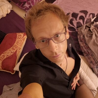 Lovleygoodsmell Male German Cam Nude