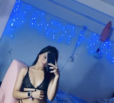 Melany_rouse01 - colombian
