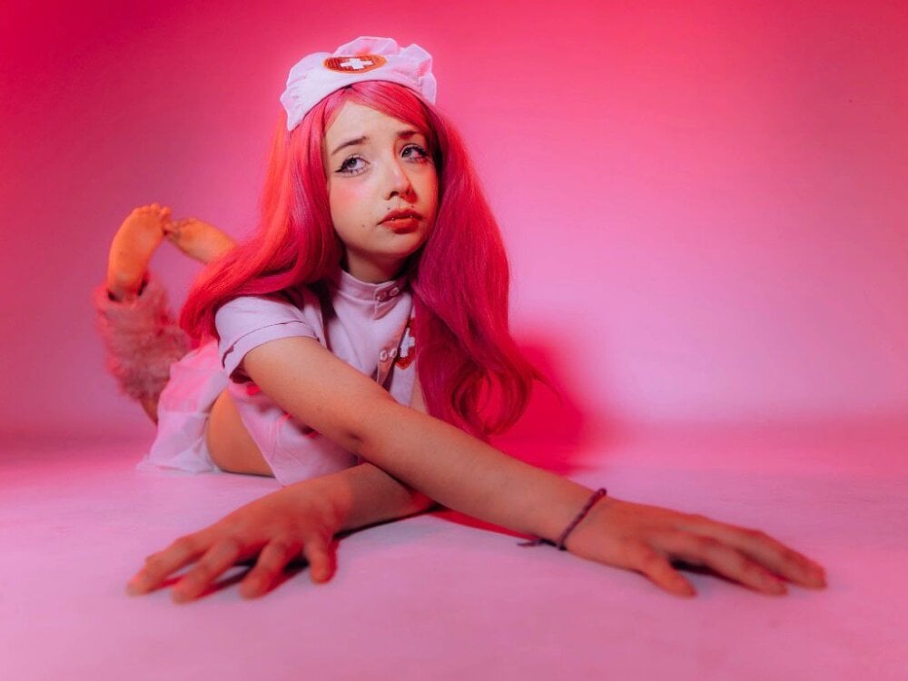 watchgirlcam.com lilaaa_1 livesex profile in somewhere-in-the-heaven cams