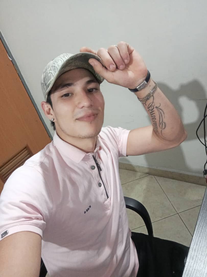 Naracter_