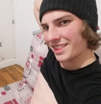 AleXAdgasm's Offline Chat Room