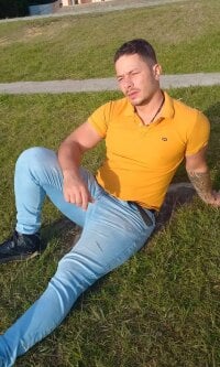 maximiliano_morales's webcam live show