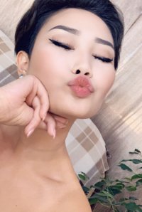 Cecisey's Offline Chat Room