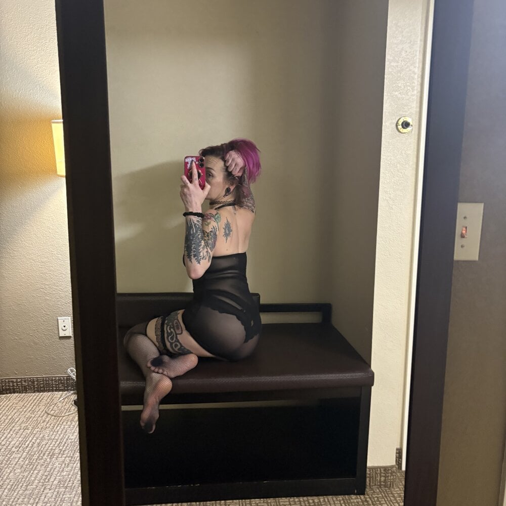 LaLaLoves_Anal offline XXX-chat