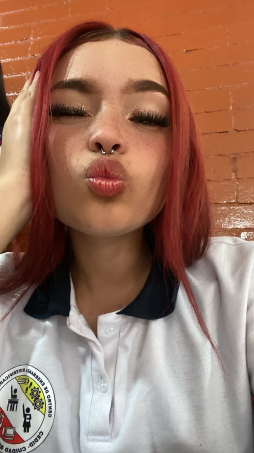 ary_schoolgirl
