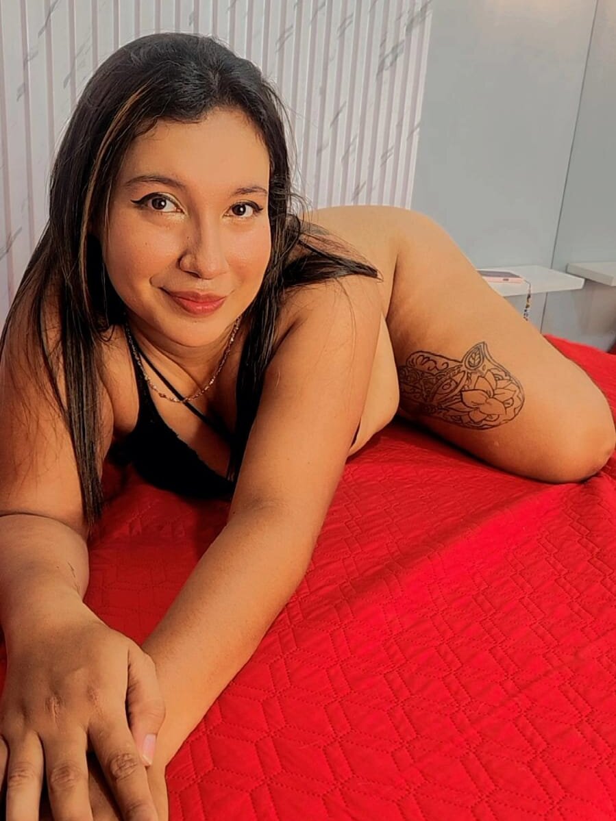 Danna-real profile
