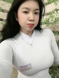 Hinyy_'s webcam live show