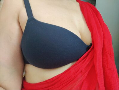 queen_avya from stripchat